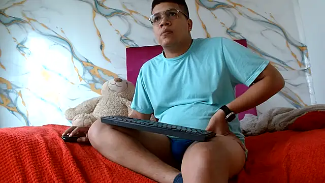 stevenmeggan online show from July 3, 2026, 7:09 pm
