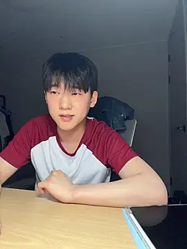 Snapshot of k-kinky chatting on June 5, 2026, 4:45 pm k-kinky online show from June 5, 2026, 4:45 pm