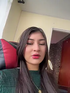 Snapshot of Aylin-fire chatting on June 3, 2026, 6:34 pm Aylin-fire online show from June 3, 2026, 6:34 pm