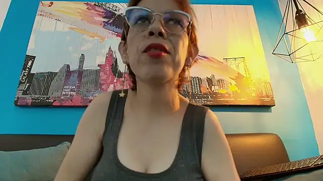 Snapshot of Madame_mature1 chatting on June 25, 2026, 3:39 pm Madame mature1 online show from June 25, 2026, 3:39 pm