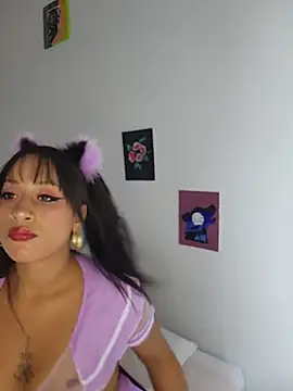 Medusa Hot69 online show from May 27, 2026, 6:48 pm