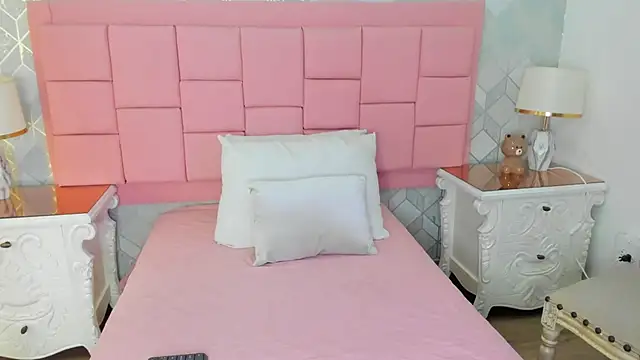 Snapshot of abbye_rose chatting on June 5, 2026, 7:52 pm abbye rose online show from June 5, 2026, 7:52 pm