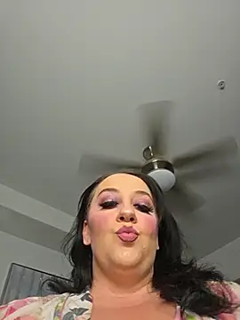 CreamVixen online show from June 12, 2026, 8:06 pm