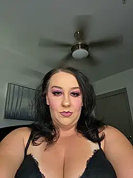 CreamVixen online show from June 15, 2026, 7:57 pm