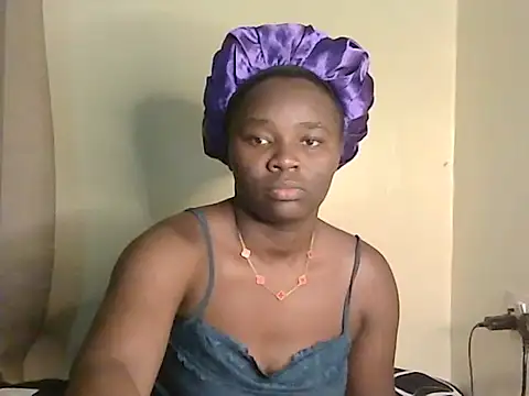 Snapshot of roziebeauty chatting on June 25, 2026, 2:31 am roziebeauty online show from June 25, 2026, 2:31 am