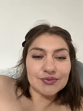 Snapshot of babyella13 chatting on June 28, 2026, 3:51 pm babyella13 online show from June 28, 2026, 3:51 pm