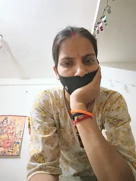 Snapshot of Neha-ji chatting on June 30, 2026, 12:32 am Neha-ji online show from June 30, 2026, 12:32 am