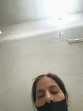 Snapshot of Neha-ji chatting on July 7, 2026, 5:43 am Neha-ji online show from July 7, 2026, 5:43 am