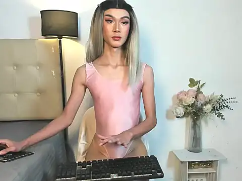 Snapshot of YourladyBianca_ chatting on July 10, 2026, 11:54 am YourladyBianca online show from July 10, 2026, 11:54 am