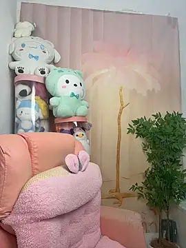 shanshan66666 online show from June 4, 2026, 6:18 am
