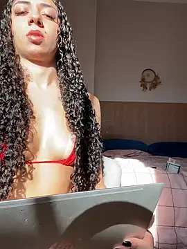 Snapshot of Sereia_camgirl chatting on June 18, 2026, 6:24 pm Sereia camgirl online show from June 18, 2026, 6:24 pm
