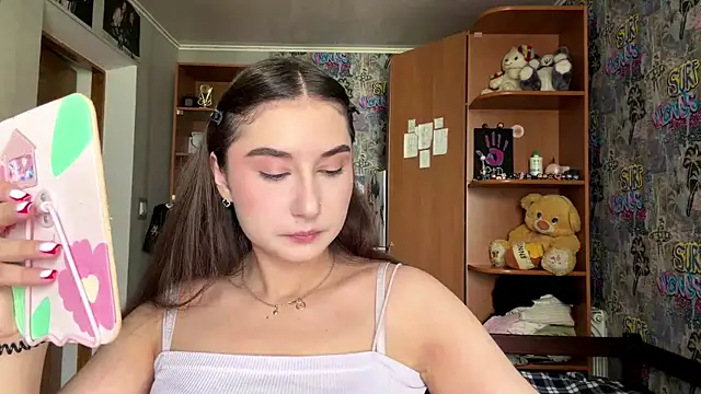 Snapshot of HoneyKittyk chatting on July 14, 2026, 9:25 am HoneyKittyk online show from July 14, 2026, 9:25 am