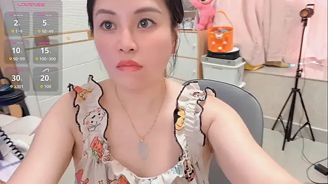 Snapshot of LisaQQQ chatting on May 31, 2026, 6:08 am LisaQQQ online show from May 31, 2026, 6:08 am
