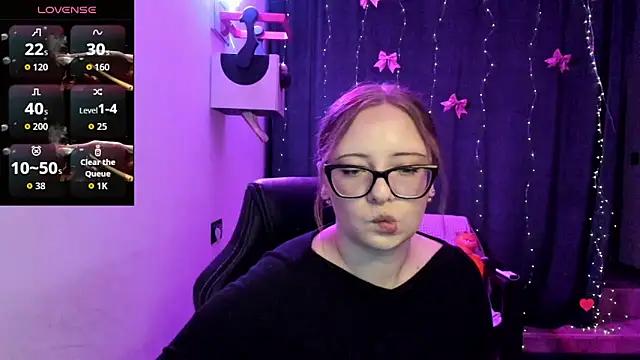 Snapshot of JuliNy_x chatting on May 30, 2026, 1:17 pm JuliNy x online show from May 30, 2026, 1:17 pm