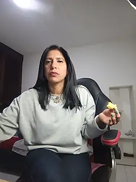 Snapshot of Samantha01_Rosse01 chatting on June 22, 2026, 8:39 pm Samantha01 Rosse01 online show from June 22, 2026, 8:39 pm