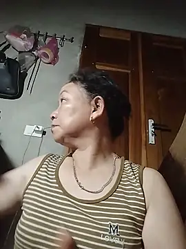 Snapshot of Orio-baby chatting on June 15, 2026, 1:00 pm Orio-baby online show from June 15, 2026, 1:00 pm