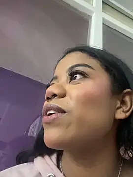 Ariana roxe  online show from June 20, 2026, 3:11 am