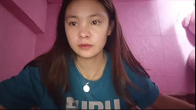 Alinacutie222 online show from May 29, 2026, 7:36 am