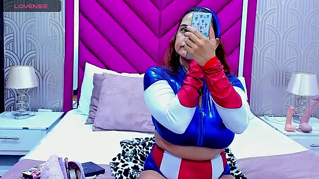 Snapshot of SamyPrincexx chatting on October 31, 2025, 1:52 pm SamyPrincexx online show from October 31, 2025, 1:52 pm