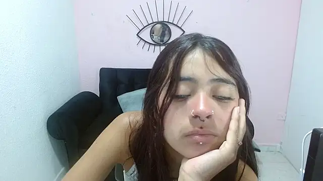 Snapshot of sofiacumgil chatting on July 1, 2026, 12:16 pm sofiacumgil online show from July 1, 2026, 12:16 pm