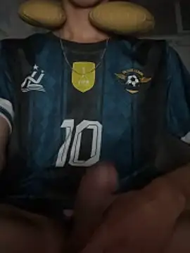 Snapshot of Kitlazzz chatting on May 26, 2026, 4:27 pm Kitlazzz online show from May 26, 2026, 4:27 pm
