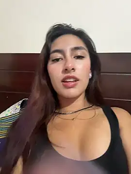 Snapshot of velariasoft_ chatting on July 19, 2026, 11:23 pm velariasoft online show from July 19, 2026, 11:23 pm