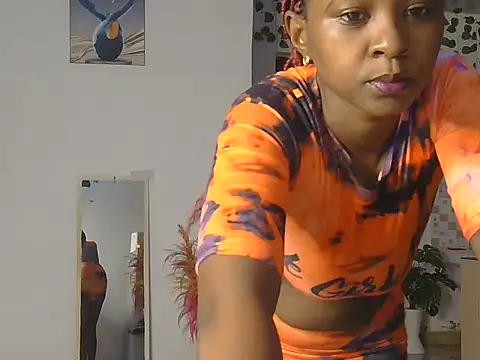 Snapshot of Skyy_Brown chatting on June 16, 2026, 7:08 am Skyy Brown online show from June 16, 2026, 7:08 am
