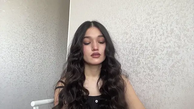 Snapshot of LisetteParajon chatting on July 7, 2026, 6:47 am LisetteParajon online show from July 7, 2026, 6:47 am
