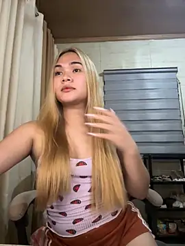 Snapshot of sundayrose chatting on May 27, 2026, 4:25 pm sundayrose online show from May 27, 2026, 4:25 pm