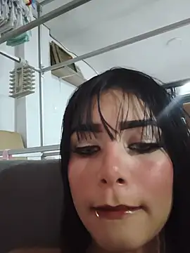 Snapshot of Andromeda03 chatting on May 28, 2026, 3:03 am Andromeda03 online show from May 28, 2026, 3:03 am