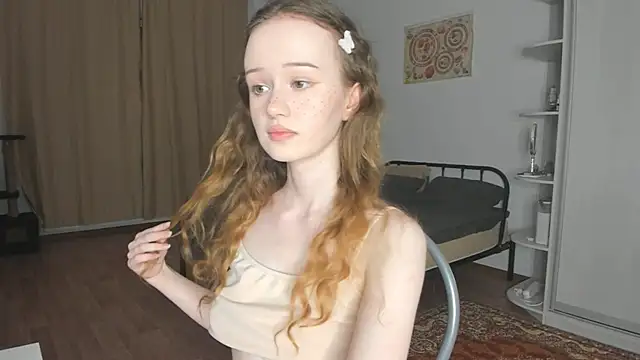 babymolly2 online show from June 25, 2026, 6:24 pm