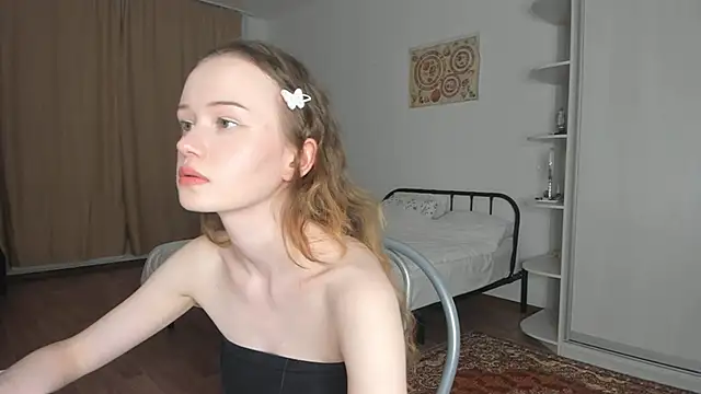 babymolly2 online show from June 20, 2026, 8:58 pm