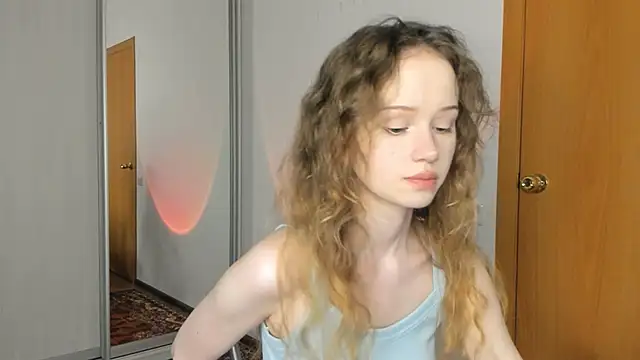 babymolly2 online show from July 25, 2026, 9:21 pm