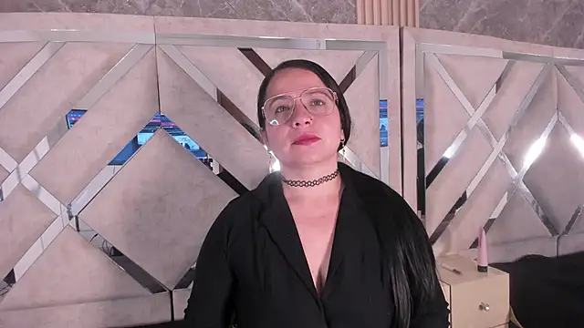 AlmaRose   online show from May 29, 2026, 7:42 pm