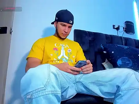 Snapshot of jacob_lautnerr chatting on June 10, 2026, 10:00 pm jacob lautnerr online show from June 10, 2026, 10:00 pm
