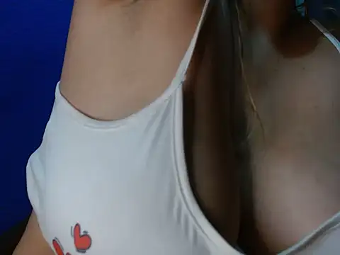 Snapshot of Sendy_Dirtyy_Fuull chatting on June 30, 2026, 10:32 pm Sendy Dirtyy Fuull online show from June 30, 2026, 10:32 pm