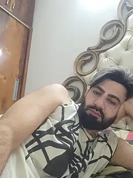 Snapshot of Bad_Mundaaa chatting on July 10, 2026, 5:13 pm Bad Mundaaa online show from July 10, 2026, 5:13 pm