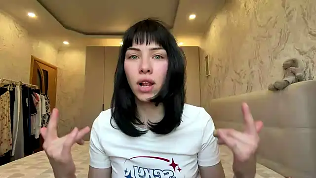 Snapshot of ZettaGawron chatting on June 12, 2026, 3:10 pm ZettaGawron online show from June 12, 2026, 3:10 pm