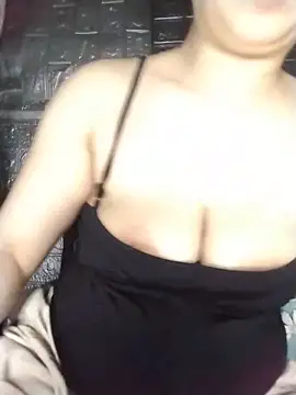 Snapshot of Lindaa68 chatting on May 29, 2026, 6:03 pm Lindaa68 online show from May 29, 2026, 6:03 pm