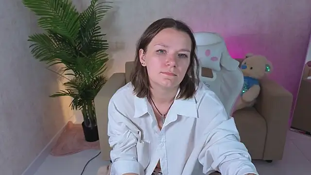 kira hatti online show from June 27, 2026, 12:33 pm