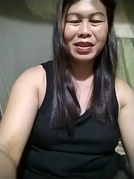 Snapshot of -Hatybi- chatting on June 5, 2026, 9:20 pm -Hatybi- online show from June 5, 2026, 9:20 pm