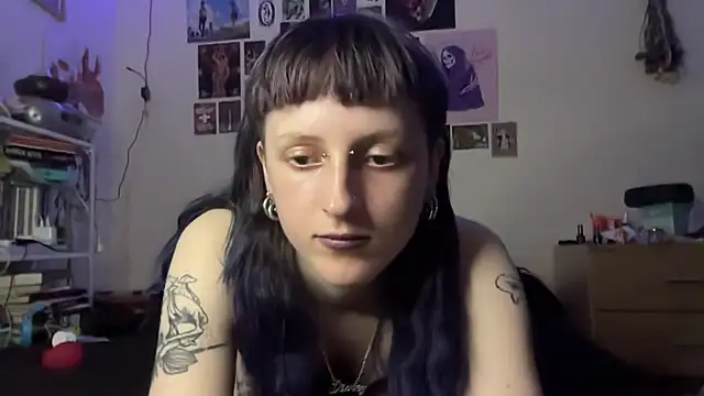 Snapshot of batzy666 chatting on June 1, 2026, 12:05 pm batzy666 online show from June 1, 2026, 12:05 pm