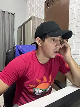 Snapshot of Fer_Ti chatting on July 7, 2026, 3:15 pm Fer Ti online show from July 7, 2026, 3:15 pm