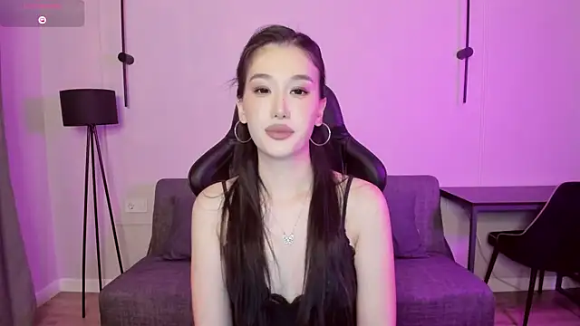 lilly mighty online show from June 22, 2026, 6:49 pm