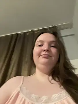 Snapshot of SashaMoo chatting on June 14, 2026, 7:37 pm SashaMoo online show from June 14, 2026, 7:37 pm