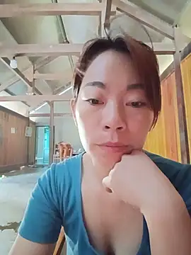Snapshot of -Trinina- chatting on May 30, 2026, 10:43 am -Trinina- online show from May 30, 2026, 10:43 am