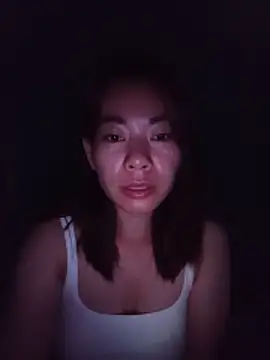 Snapshot of -Trinina- chatting on May 29, 2026, 6:47 pm -Trinina- online show from May 29, 2026, 6:47 pm