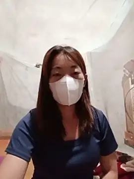 Snapshot of -Trinina- chatting on June 18, 2026, 3:39 pm -Trinina- online show from June 18, 2026, 3:39 pm