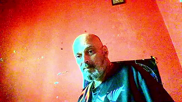 Snapshot of efthimis11 chatting on May 29, 2026, 3:07 pm efthimis11 online show from May 29, 2026, 3:07 pm