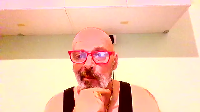 Snapshot of efthimis11 chatting on May 30, 2026, 3:13 am efthimis11 online show from May 30, 2026, 3:13 am